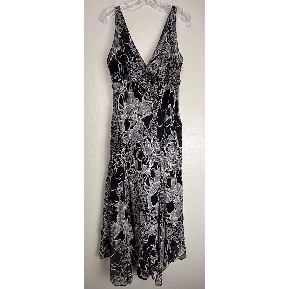 Jones New York Black White Floral 100% Silk Handkerchief Hem Dress Sz 16 2513